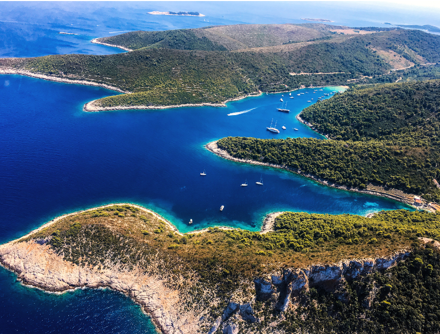 Croatia’s coast ticks all the boxes for a perfect boating vacation!